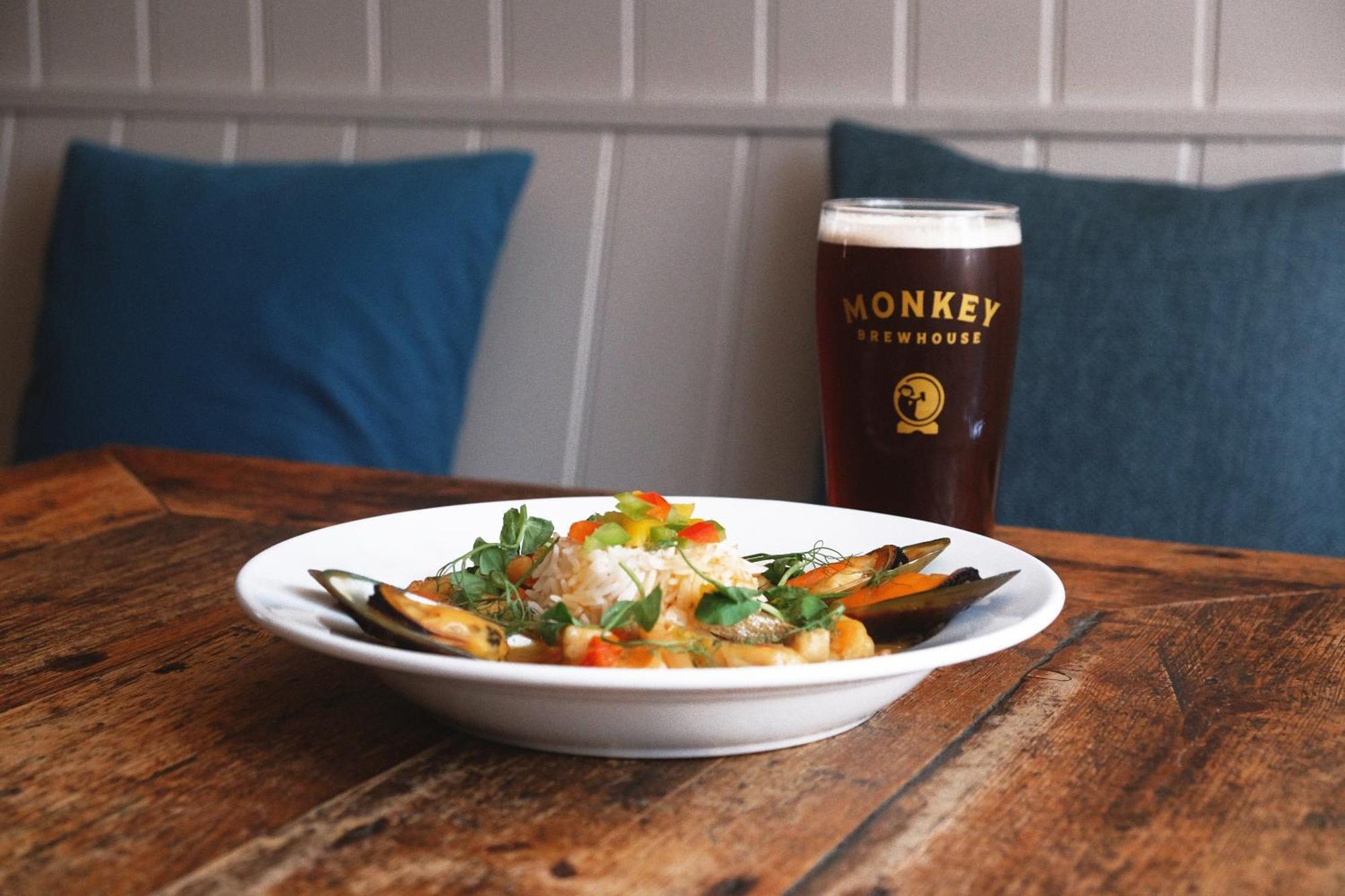 Hotel Monkey Brewhouse Lymington Exterior foto