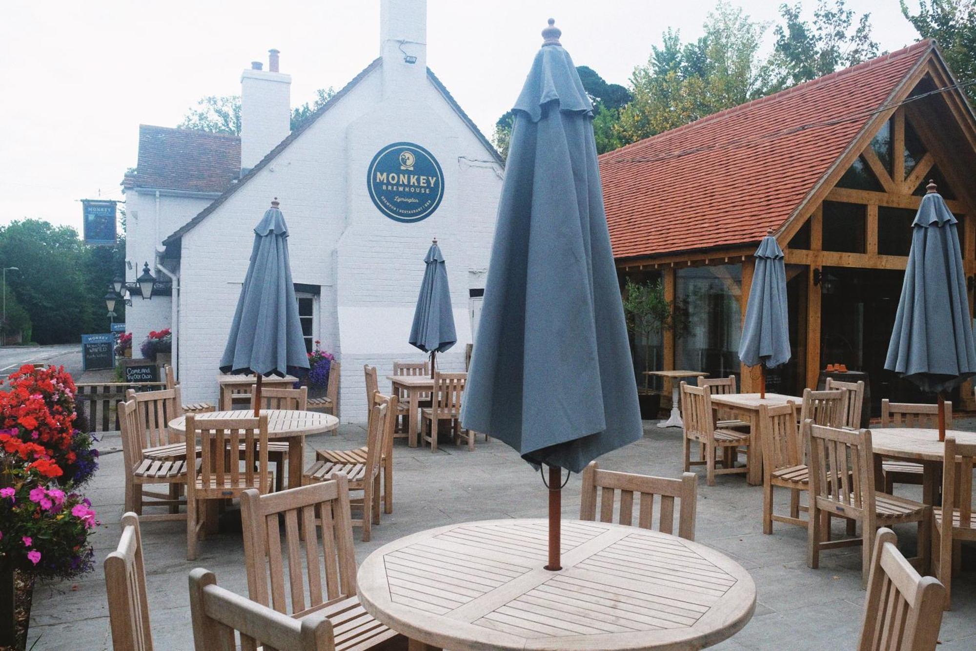 Hotel Monkey Brewhouse Lymington Exterior foto